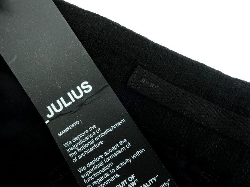 ユリウス 7 日本製 ジャガードストレッチ タックアップ ラッピングパンツ