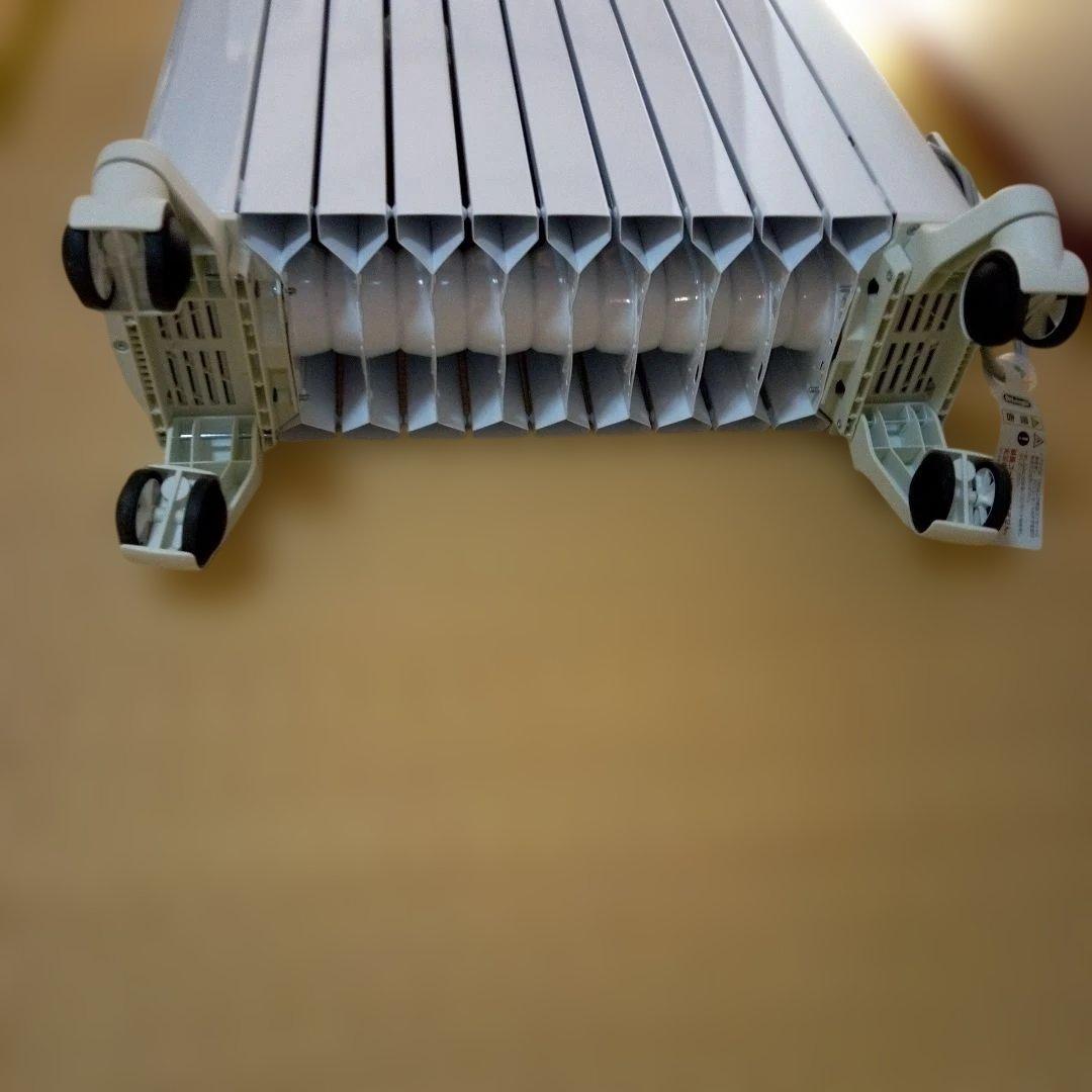 デロンギ・ユニカルド・オイルヒーターRHJ65L0915(10～13)畳用●美品