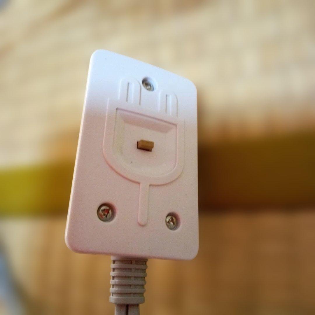 デロンギ・ユニカルド・オイルヒーターRHJ65L0915(10～13)畳用●美品