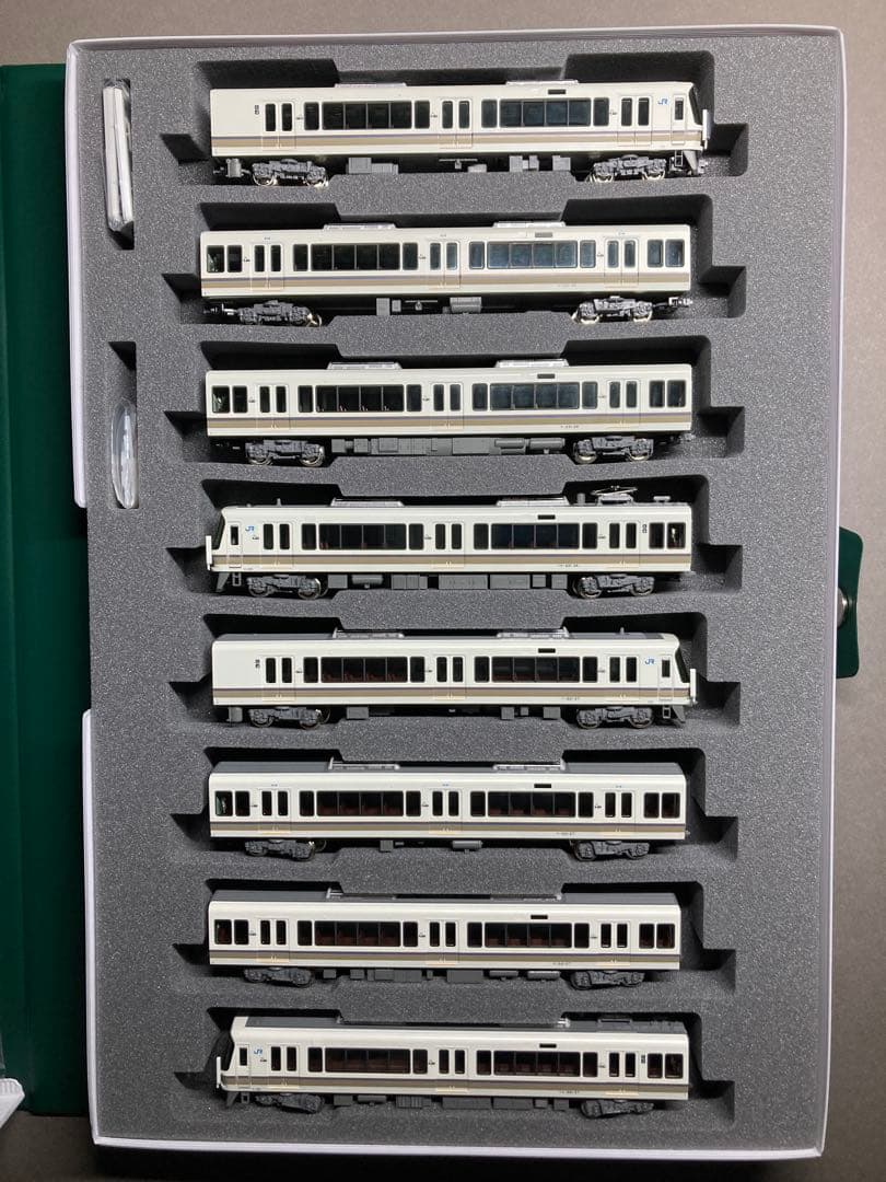 室内灯付 221系 リニューアル車 基本増結 8両セット KATO