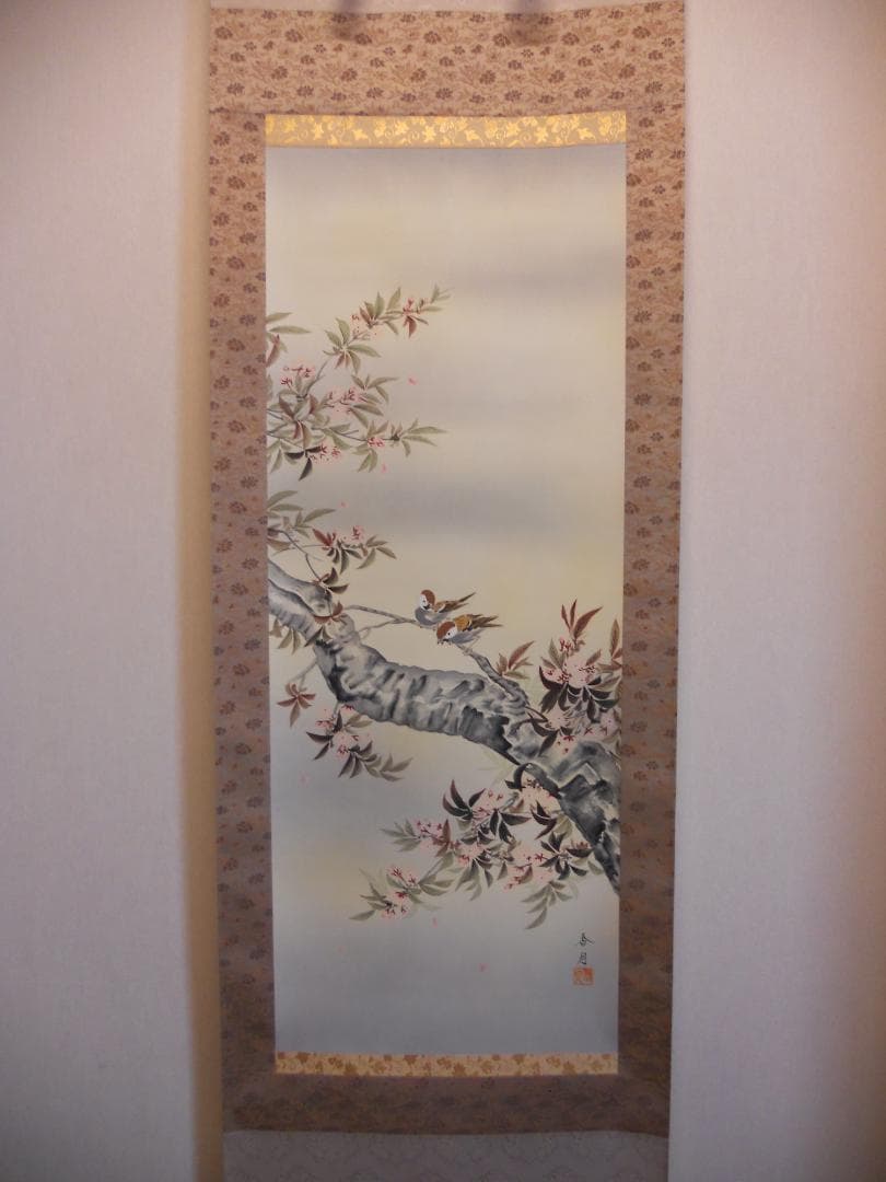 掛け軸 小川香月 『 桜花爛漫 』 絹本 希少 軸装 茶道具 掛軸 美品 です。