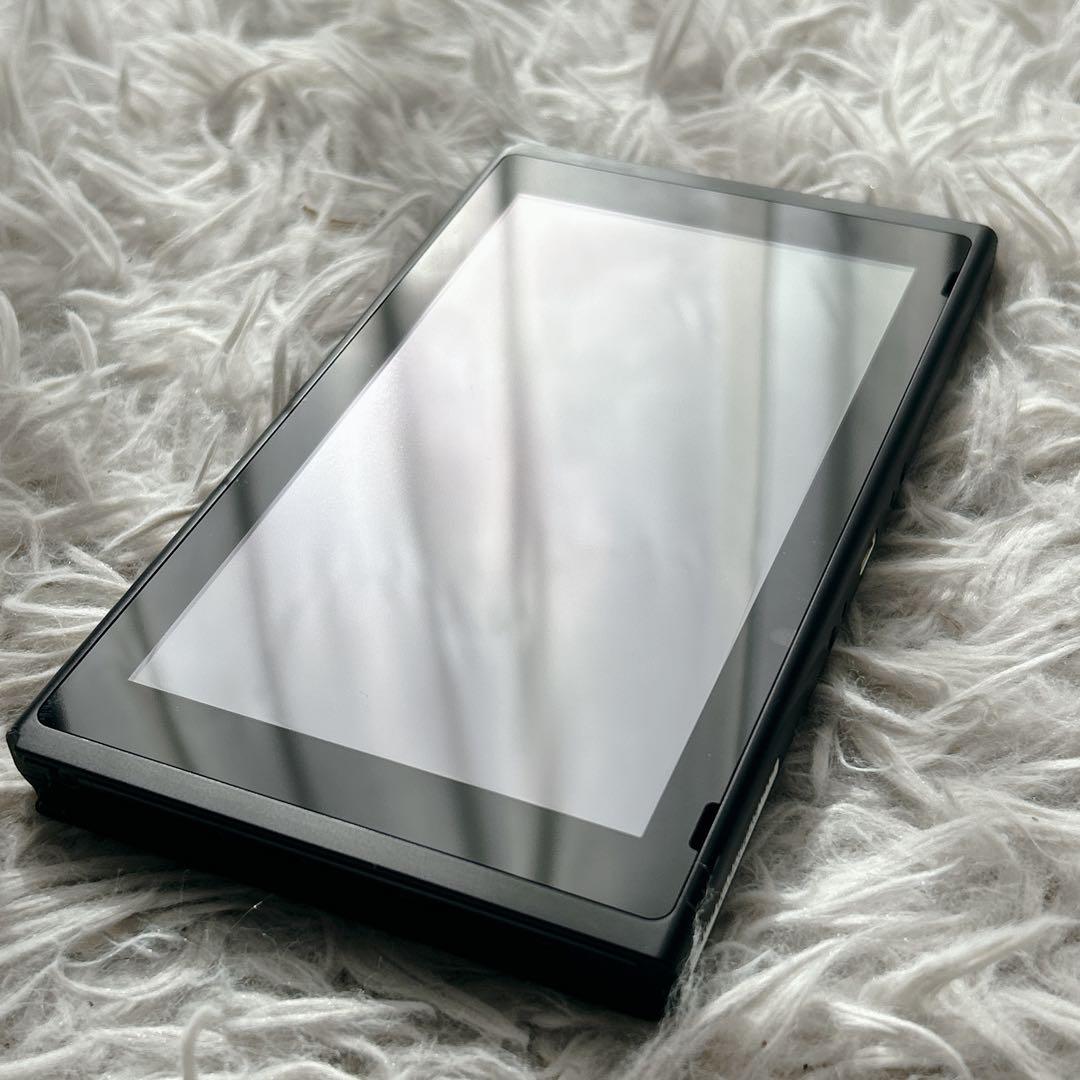 液晶キズなし Nintendo Switch 本体のみ 2018年　動作確認済み