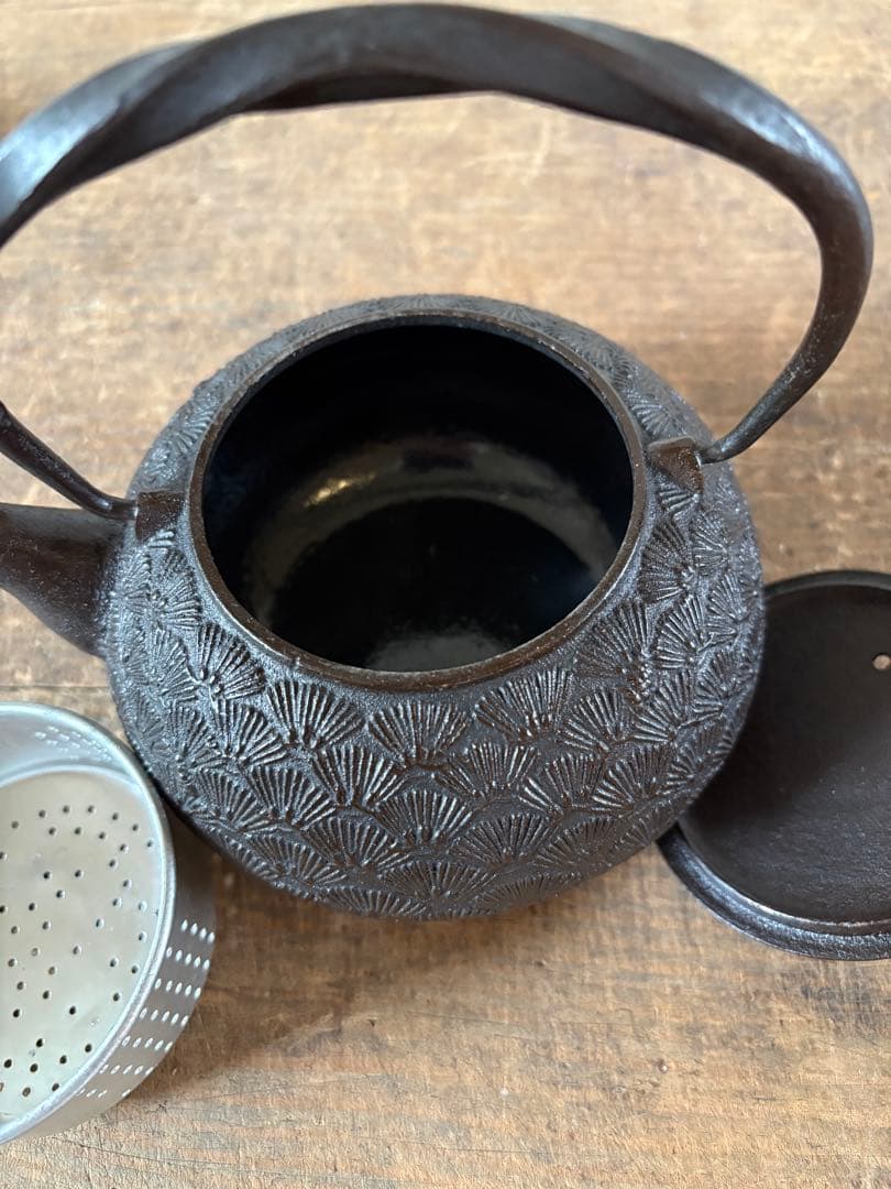 南部鉄器　鉄瓶　急須　松葉　未使用