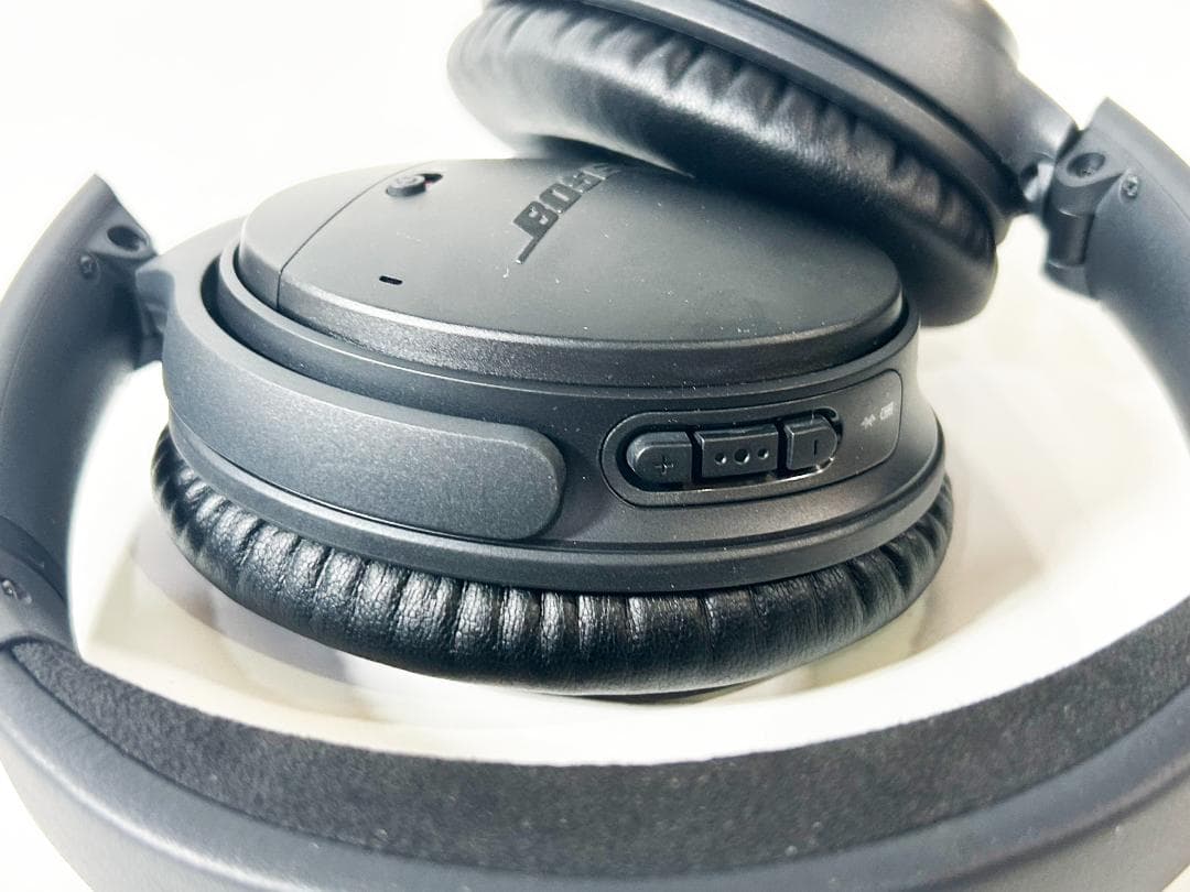 ★美品★Bose ワイヤレスヘッドホン【QuietComfort 35】FMQW