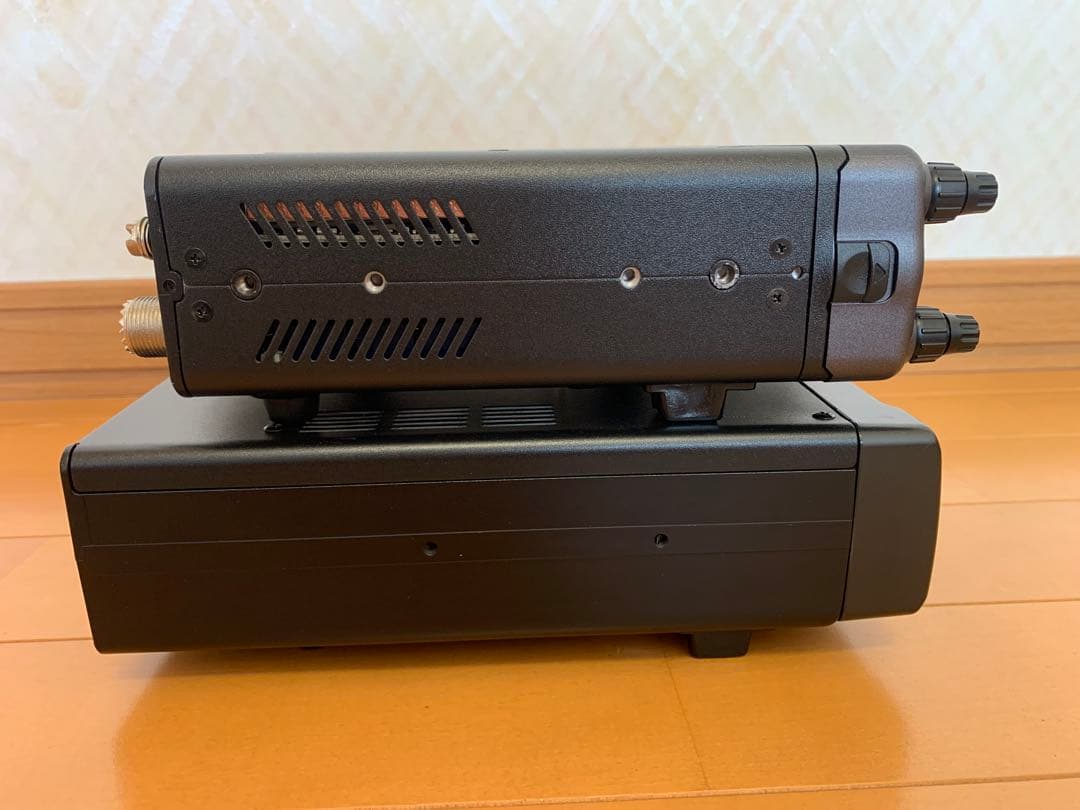 ICOM IC-7000M AT-180 および別売品セット