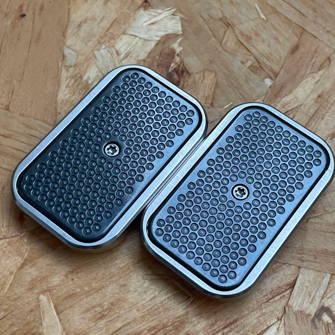 MAGNUS ToadX Titanium slider フィジェットトイ