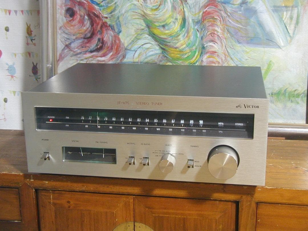 ★ビクター　VICTOR JT-V75 FM/AMチューナー。￥47,800良好