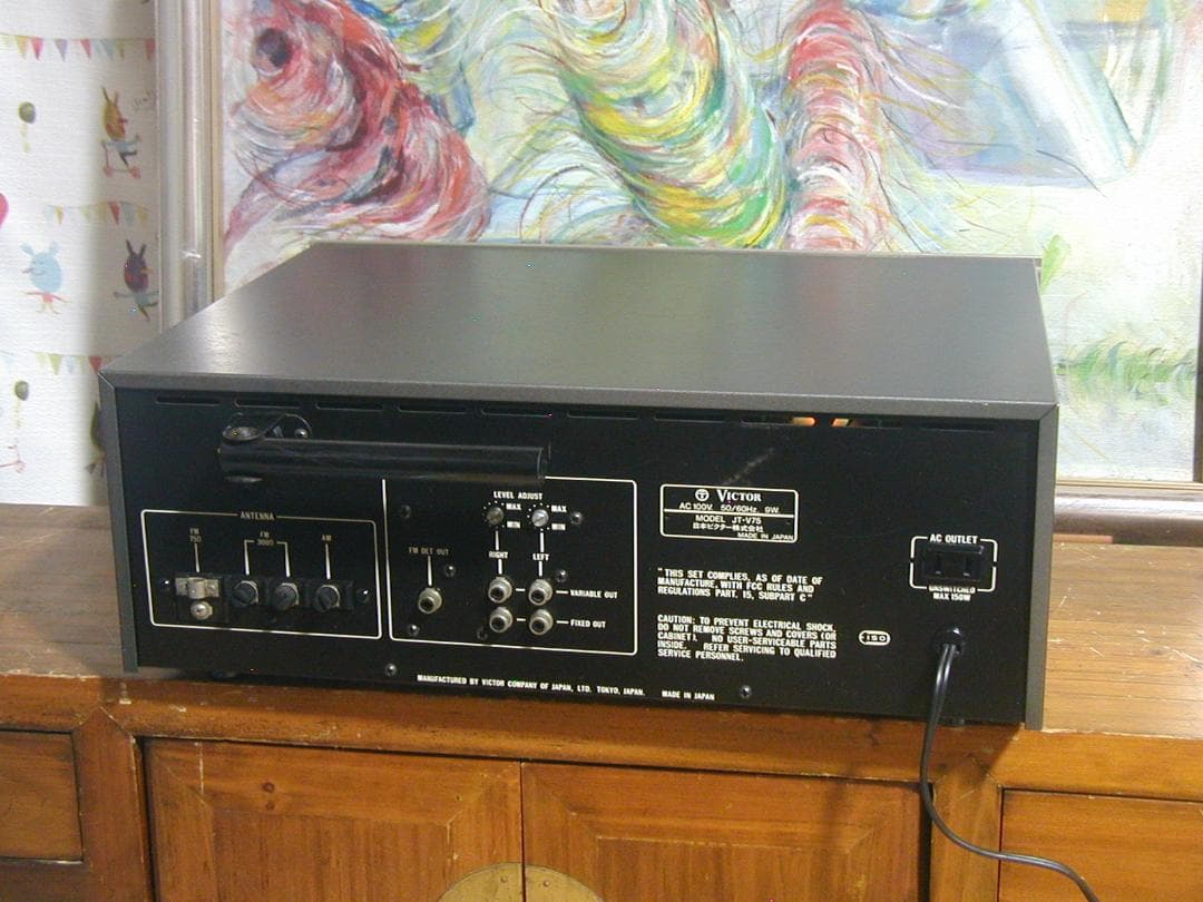 ★ビクター　VICTOR JT-V75 FM/AMチューナー。￥47,800良好