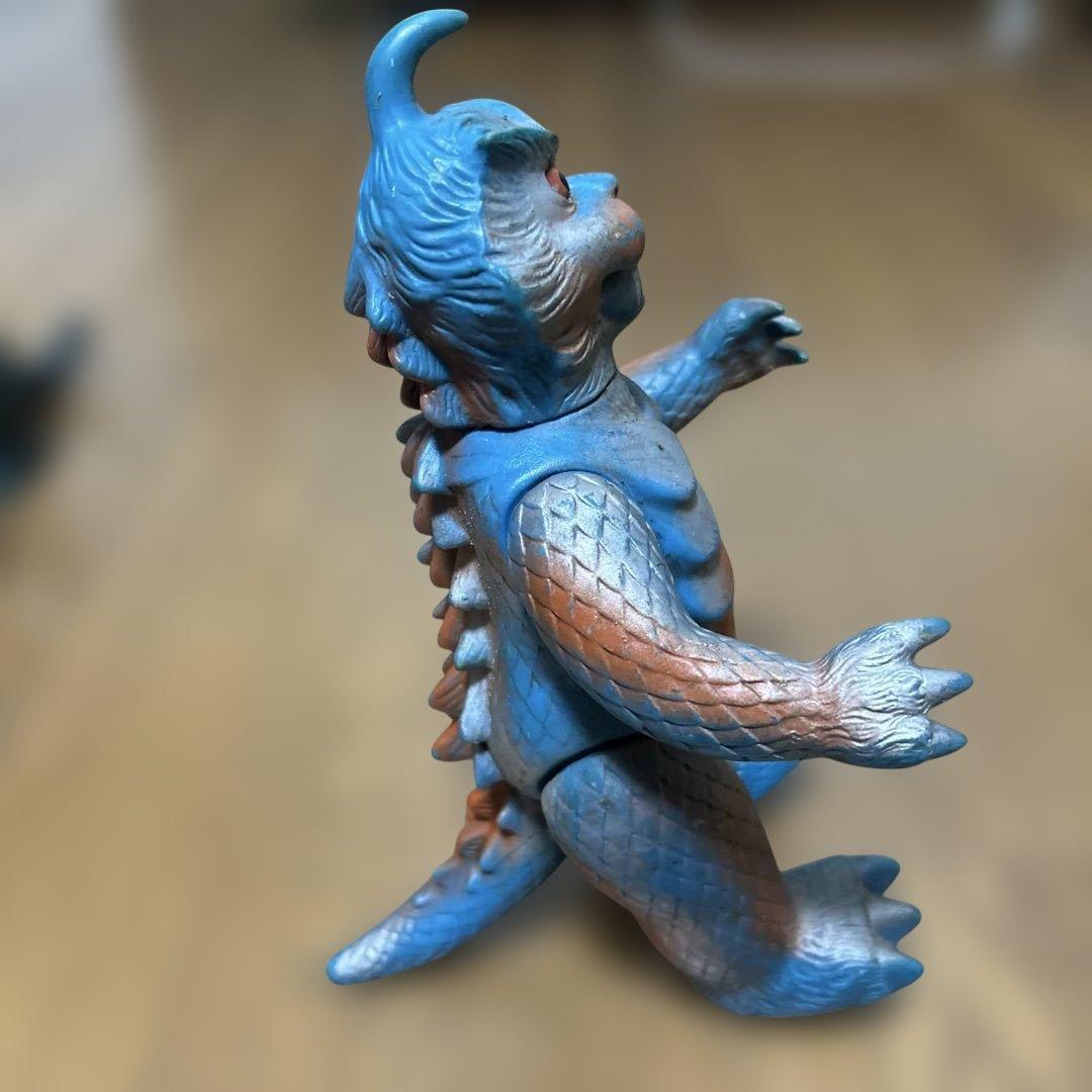 ソフビ　ゴメス