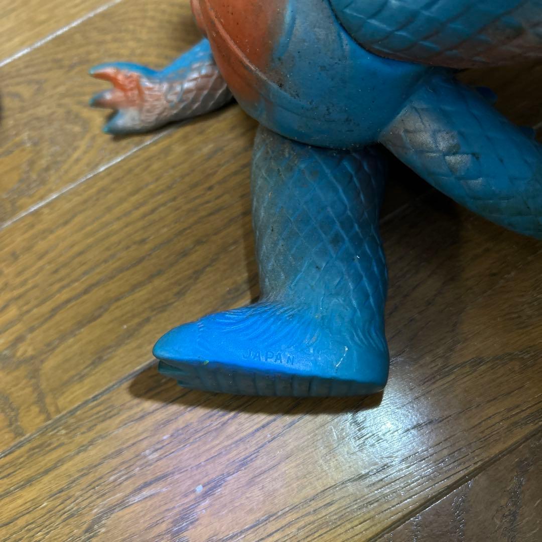 ソフビ　ゴメス