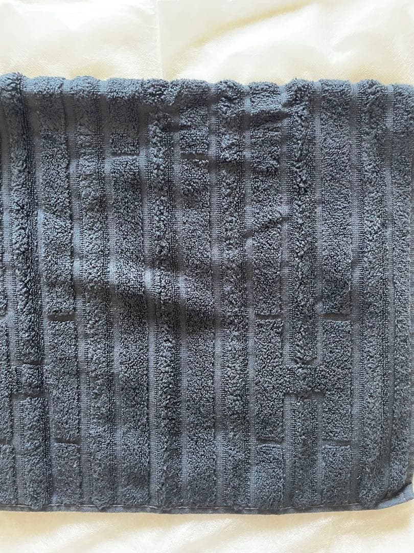 HERMES ネイビー　フェイスタオル