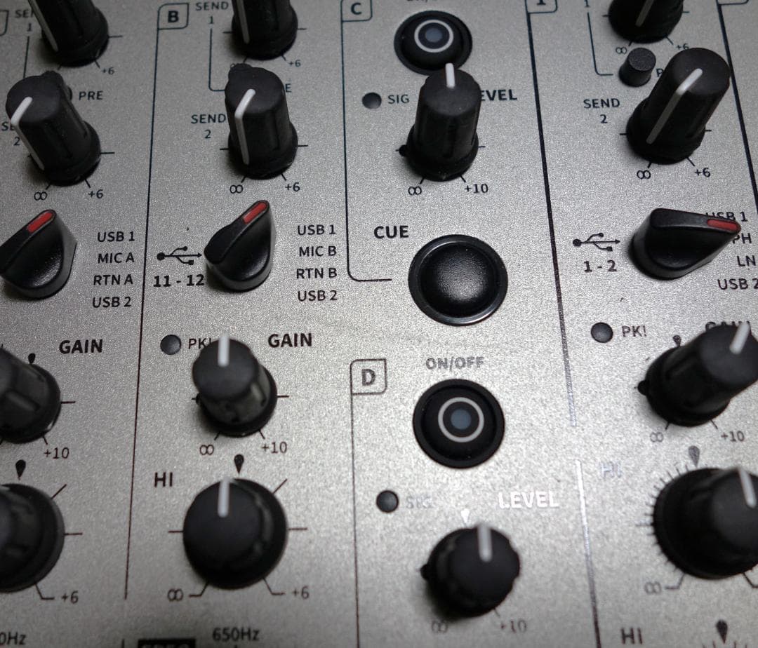 新品同様　Allen & Heath Xone:96 DJミキサー