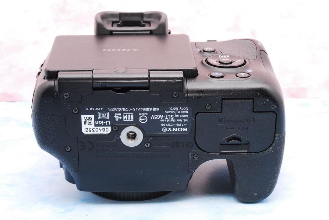 ソニー α65★一眼レフカメラ★高速連写＆高画質★超望遠レンズ付Wレンズ