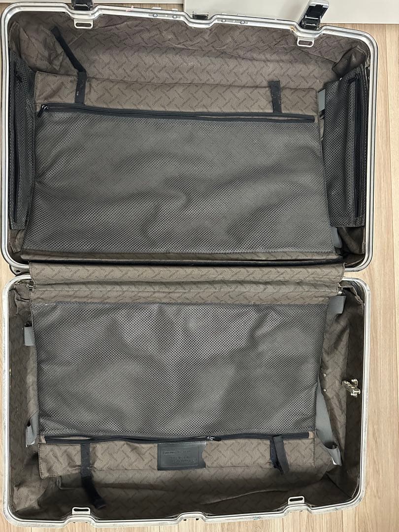RIMOWA トパーズ　アルミ製　大型