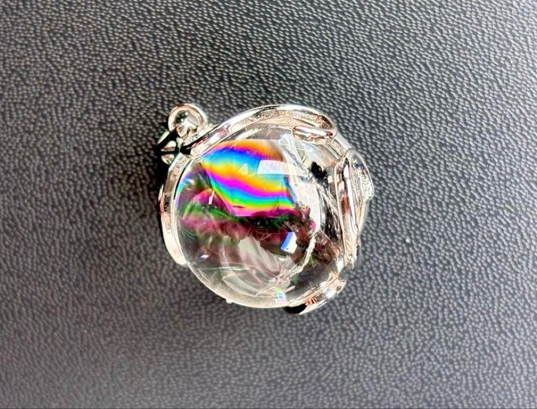 椿　永遠の愛を願う水晶の究極形態　虹のマスターウラルレムリアンスフィアPT