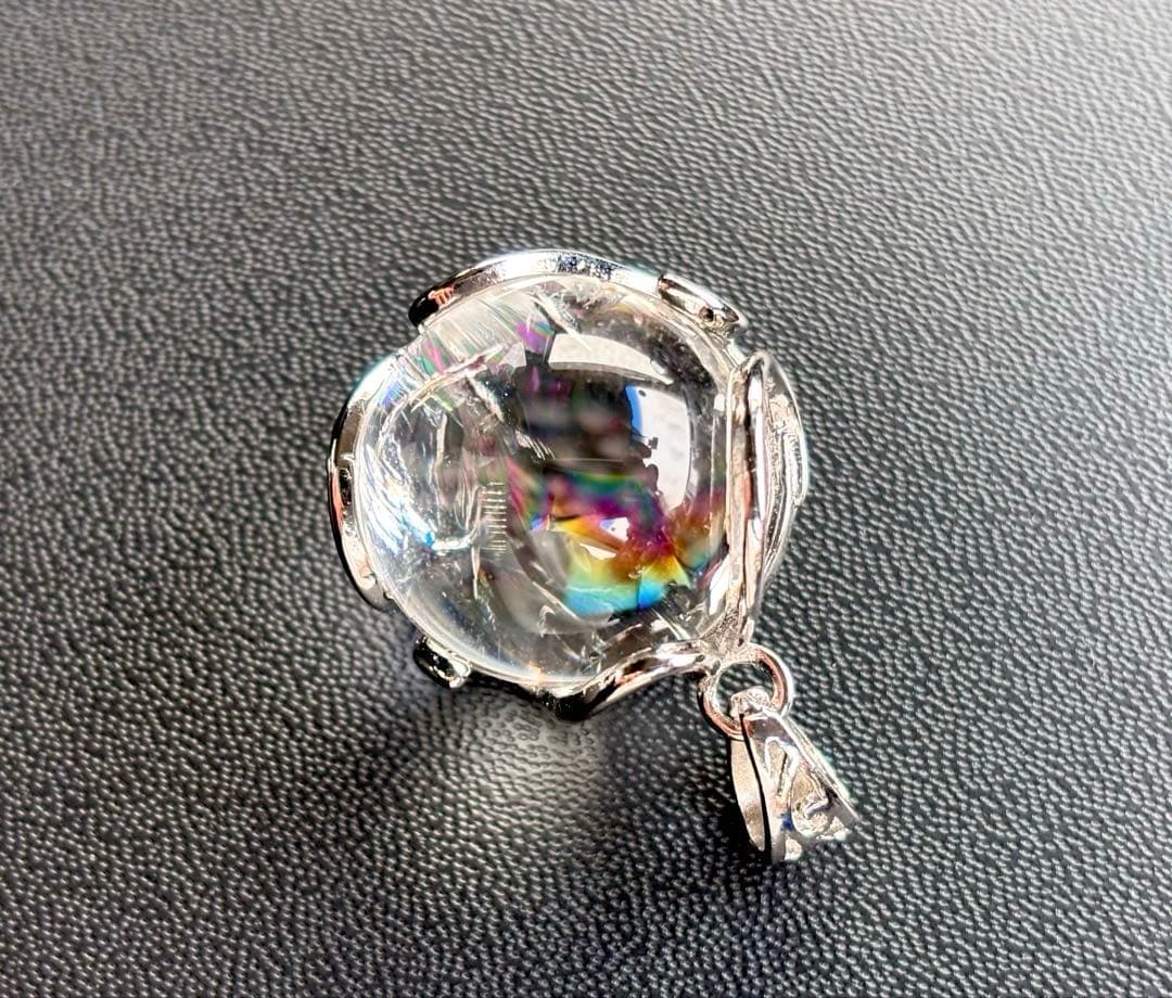 椿　永遠の愛を願う水晶の究極形態　虹のマスターウラルレムリアンスフィアPT