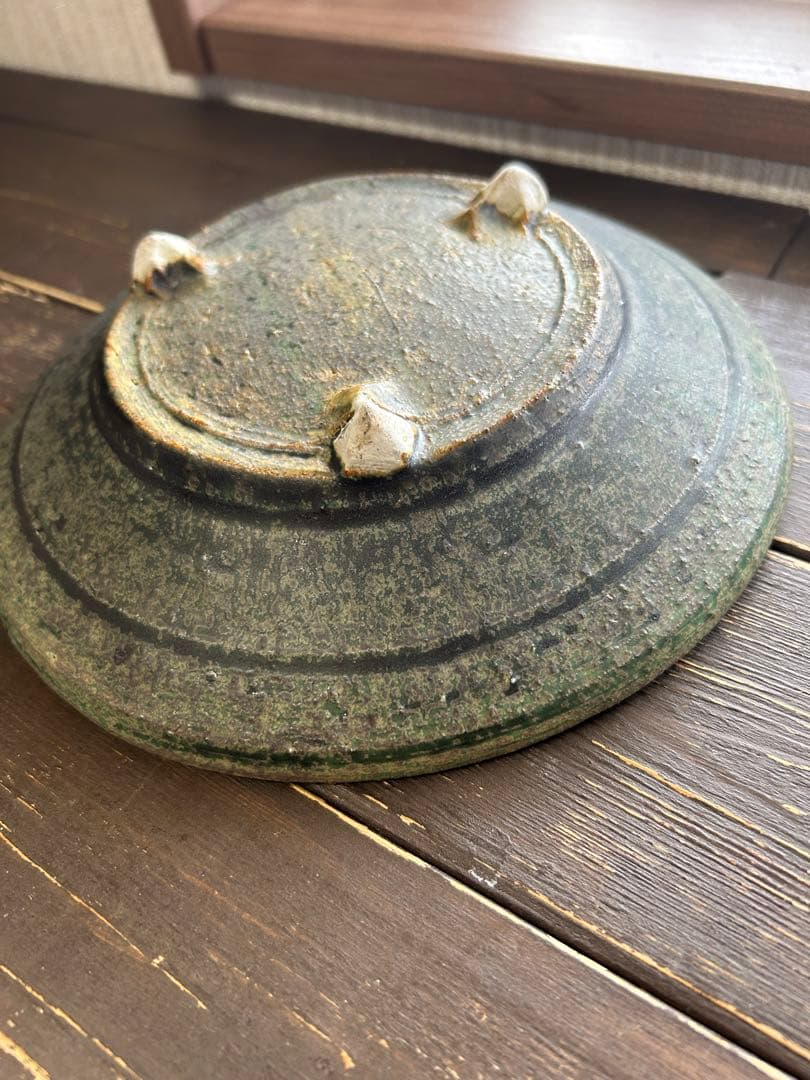 大嶺實清　大嶺工房　三つ足皿　陶器　沖縄　やちむん　緑　囍屋　グリーン　読谷