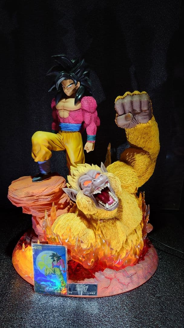 ran_s！超サイヤ人4孫悟空　海外スタチュー