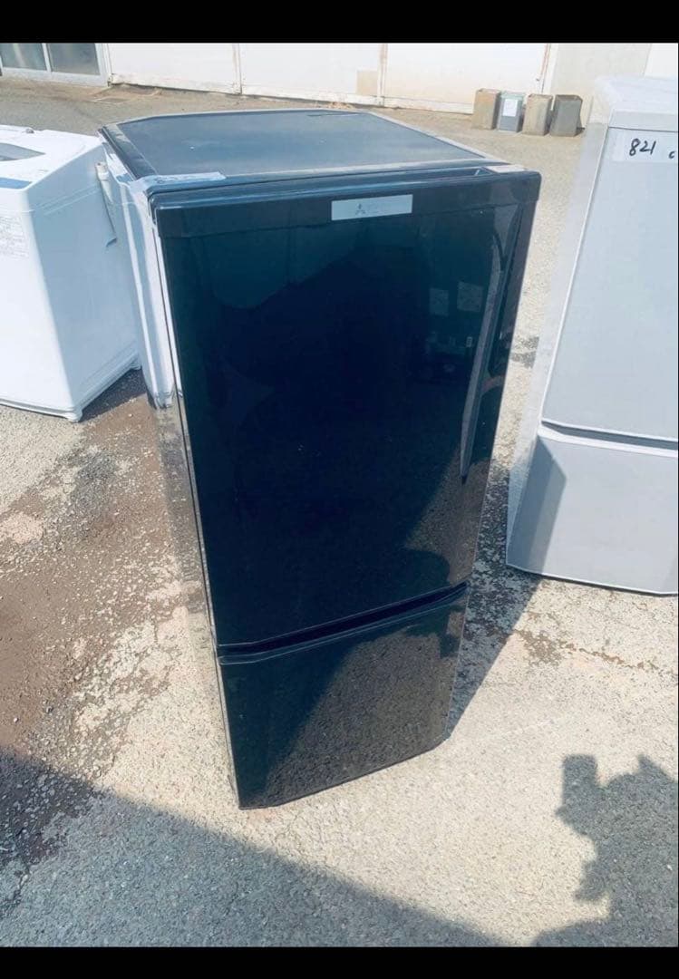 【12/13頃発送限定】三菱ノンフロン冷凍冷蔵庫　ブラック