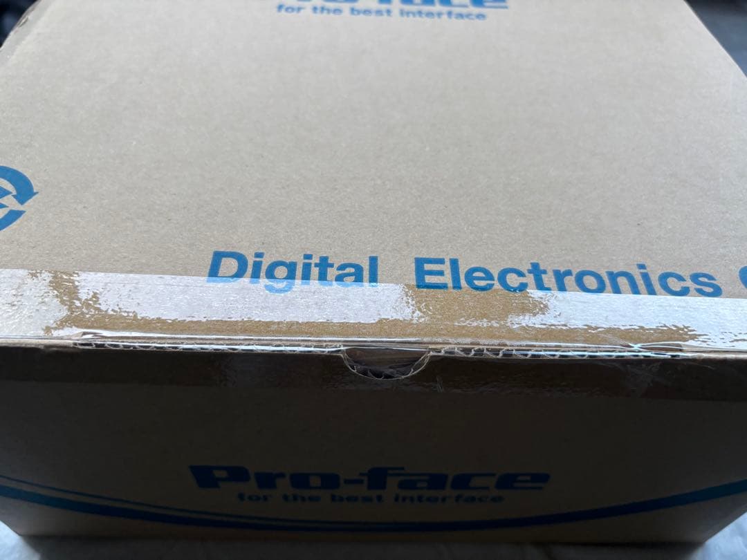 Pro-face タッチパネル　PFXGP4501TAAC