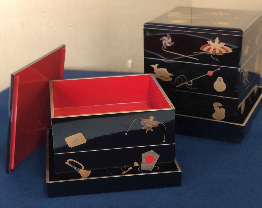 《R》玩具蒔絵 五段重 替蓋 重台付 在銘 木箱 時代 251204お3