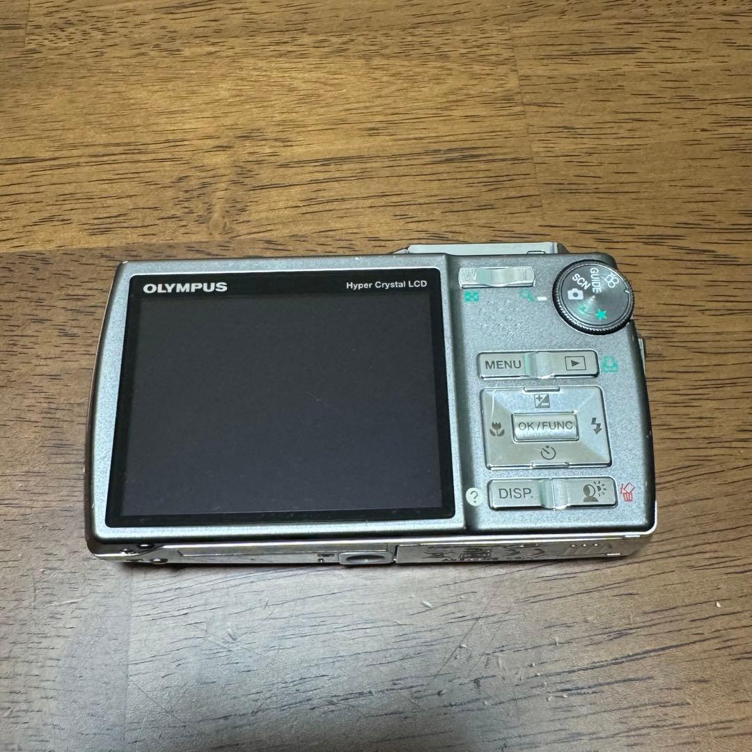 OLYMPUS μ830 シャンパンシルバー
