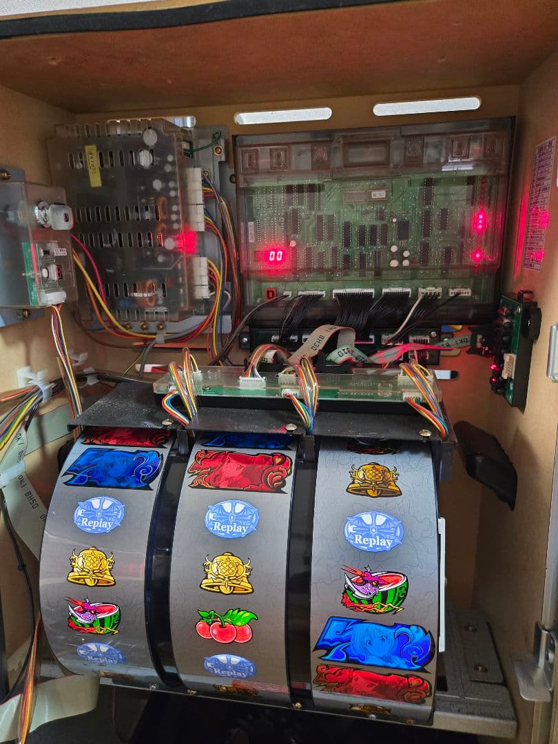 GATE 自衛隊　彼の地にて、斯く戦えりパチスロ不要機付　最終値下げ