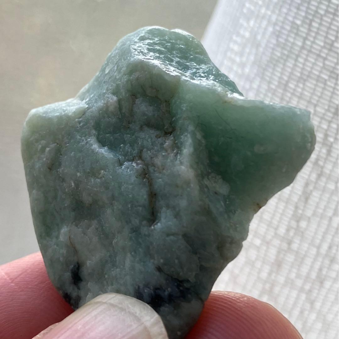 糸魚川 翡翠原石 緑 アイス