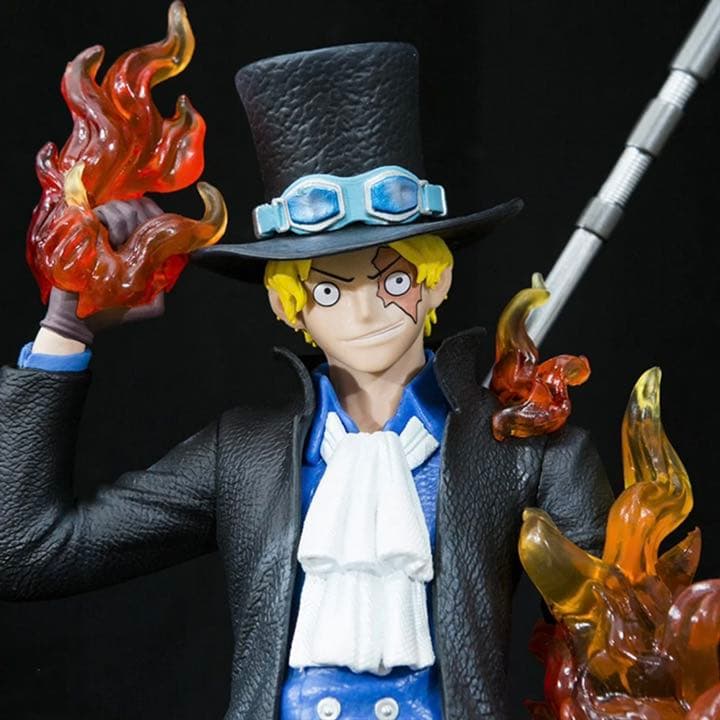 《激レア》ONE PIECE  革命軍参謀総長　サボ　フィギュア