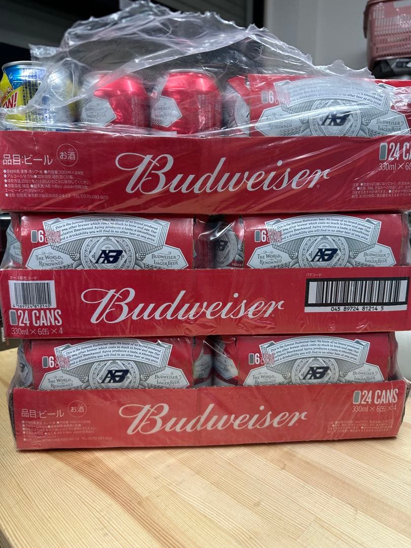 送料込み！　バドワイザー　budweiser 330ml×69 缶ビール