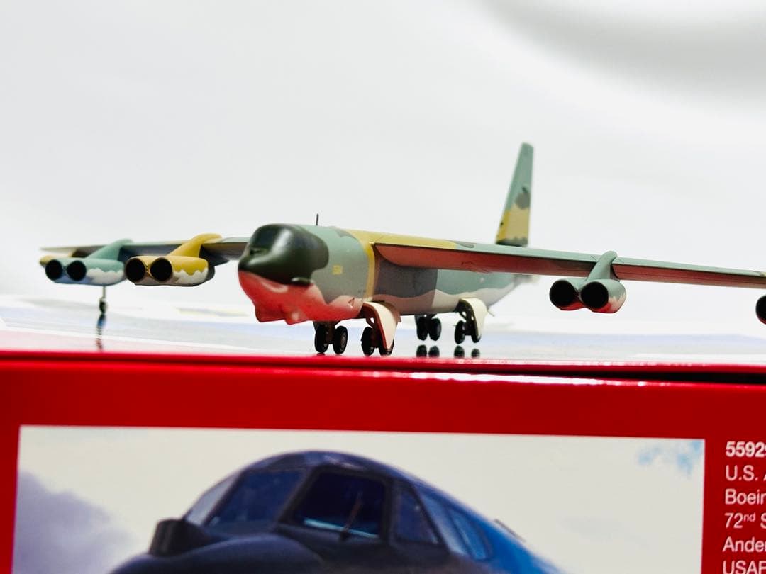 航空機・ヘリコプター herpa 1/200 B-52G Stratofortress
