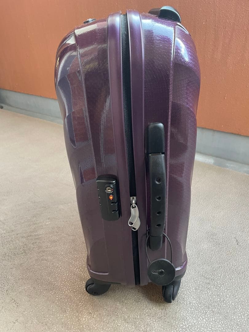 サムソナイト 33L スーツケース　キャリーケース　機内持ち込みコスモライト55