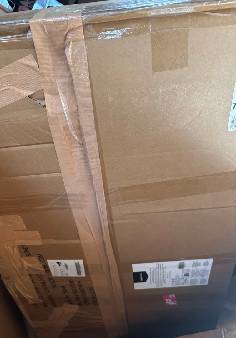 ペットサークル ペットフェンス 犬用 折りたたみ可能金属製ゲート付きパネル8枚