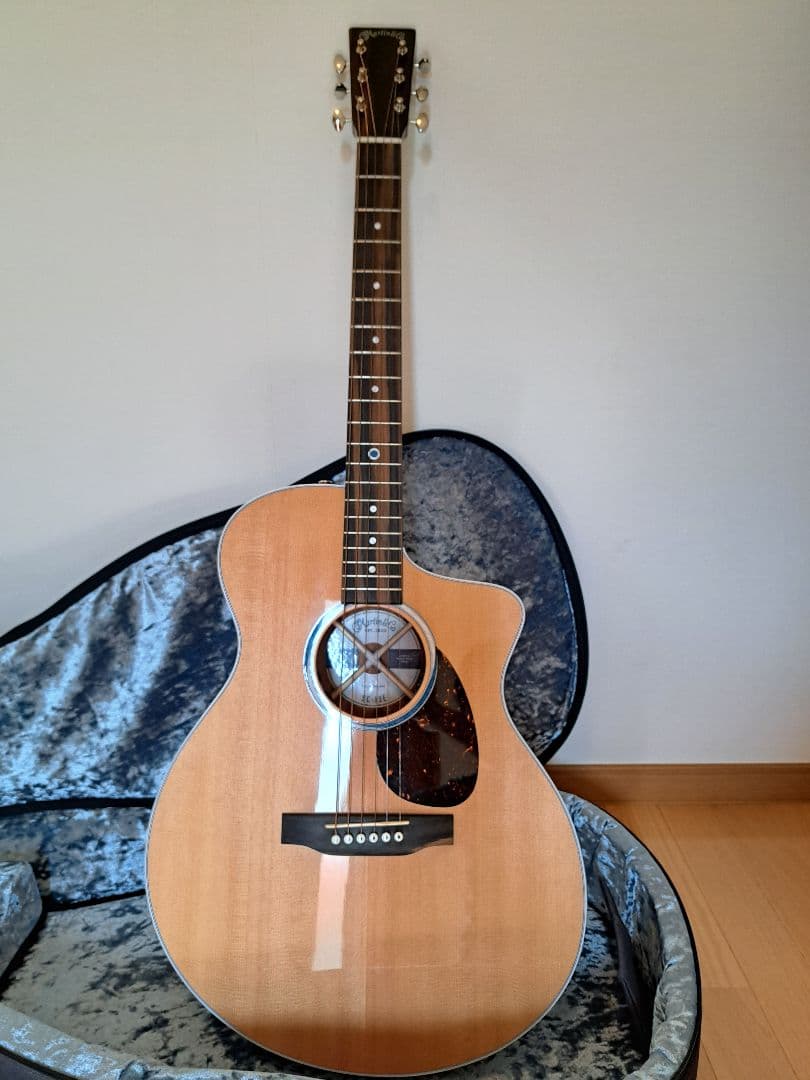 Martin SC-13E-1 エレアコ　美品ですが不要になりました ネック可変