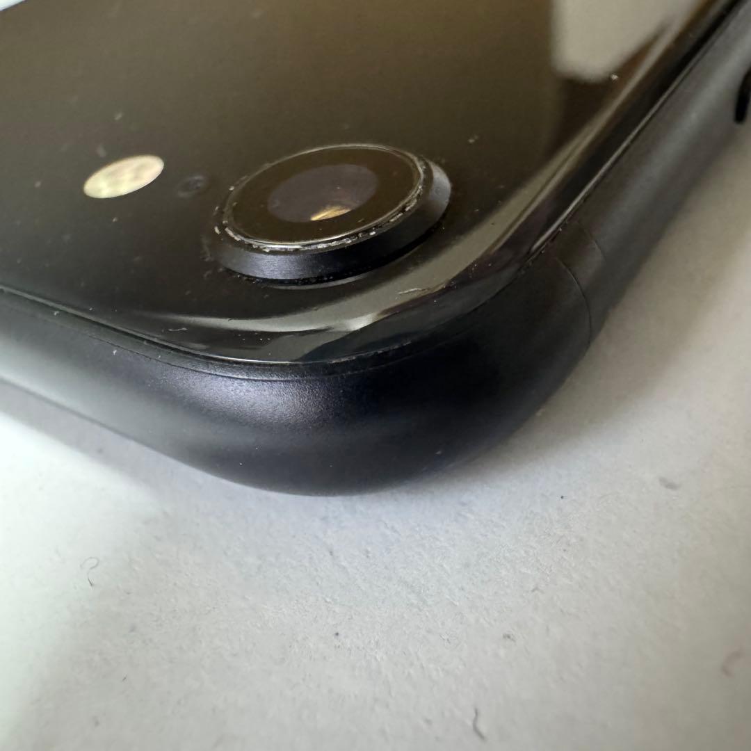 Apple iPhone SE (第2世代) ブラック 64GB 本体