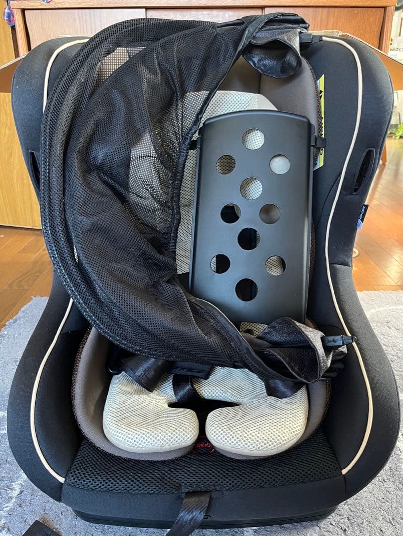 チャイルドシート　レジェプレミアム　B-234 新品