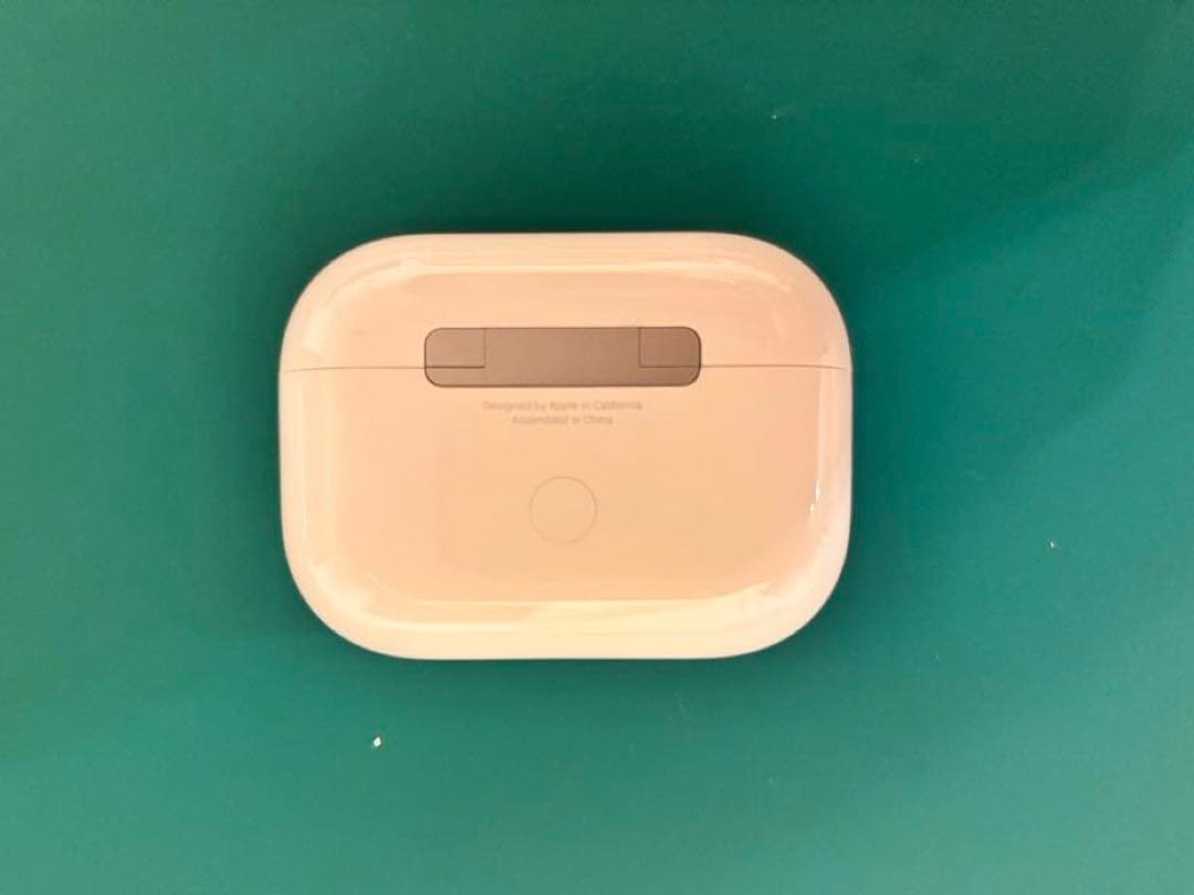 Sho　AirPods Pro 2本体 【正規品】+ iFaceケース