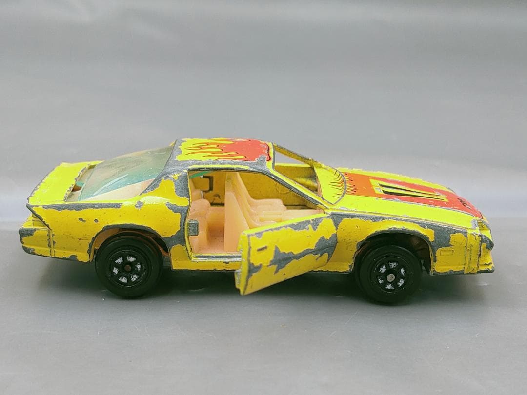 Yatming シボレー カマロ Z28 ミニカー ダイキャスト MC0086