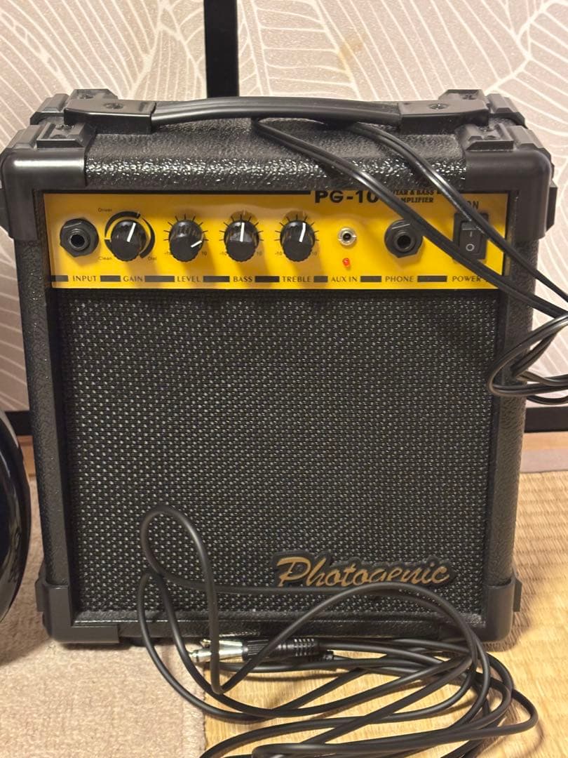 エレキギター＋スタンド＋ストラップ＋ピック付き＋アンプ