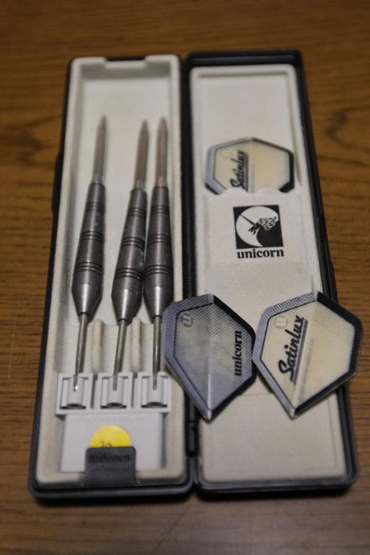 未使用　unicorn 20g ダーツセット