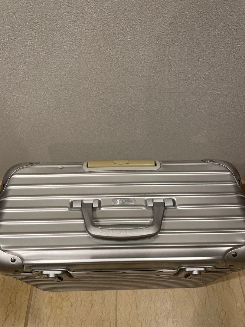 Rimowa スーツケース　パイロット　2輪