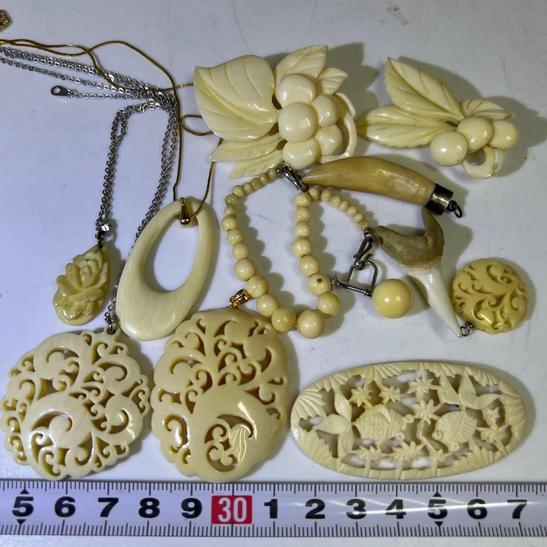 本抹香鯨　アクセサリー色々　69g タトヒサ　東さ8-0126☆2F