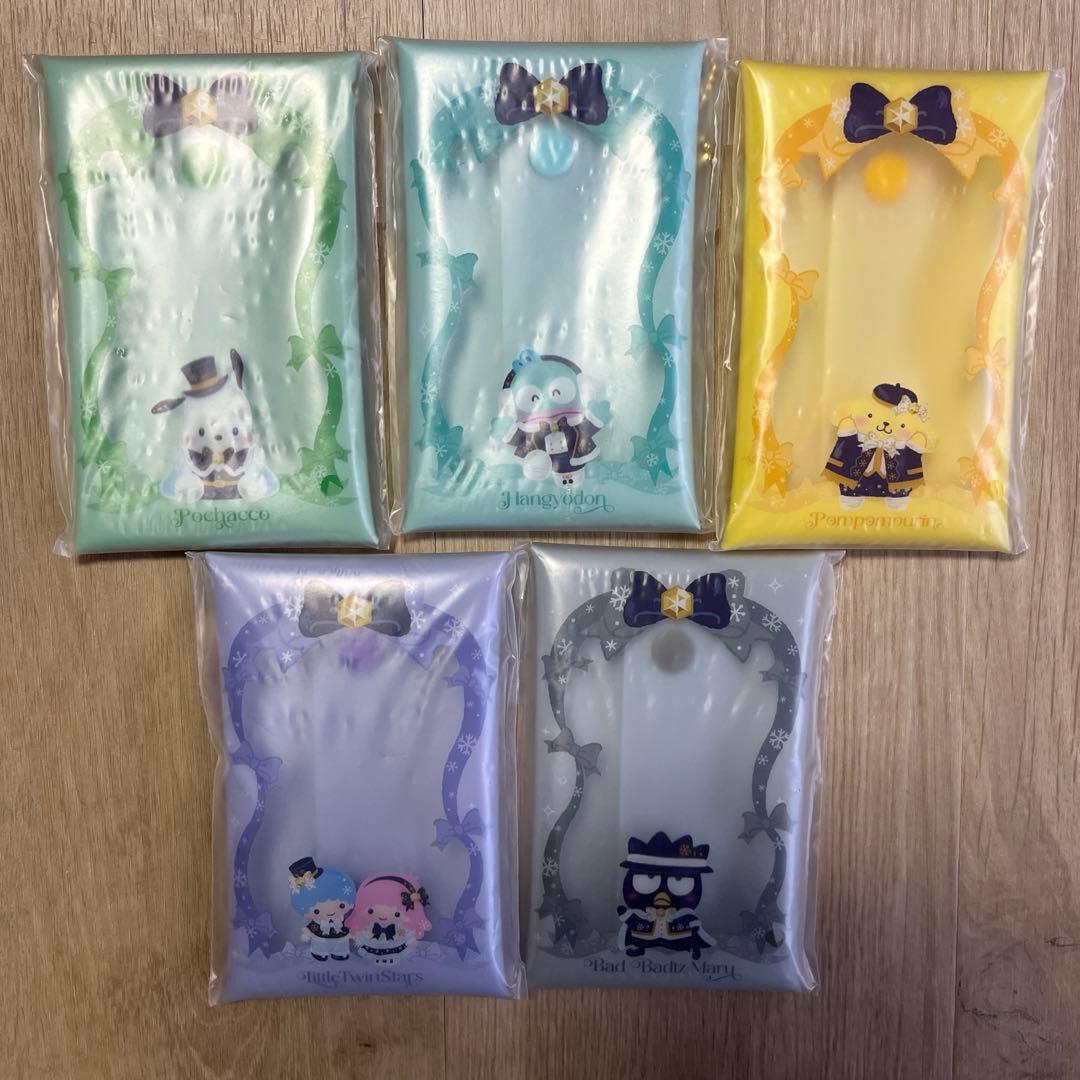 サンリオ ハッピーくじ ラストワン賞　缶バッジ　フィギュア　マルチケース