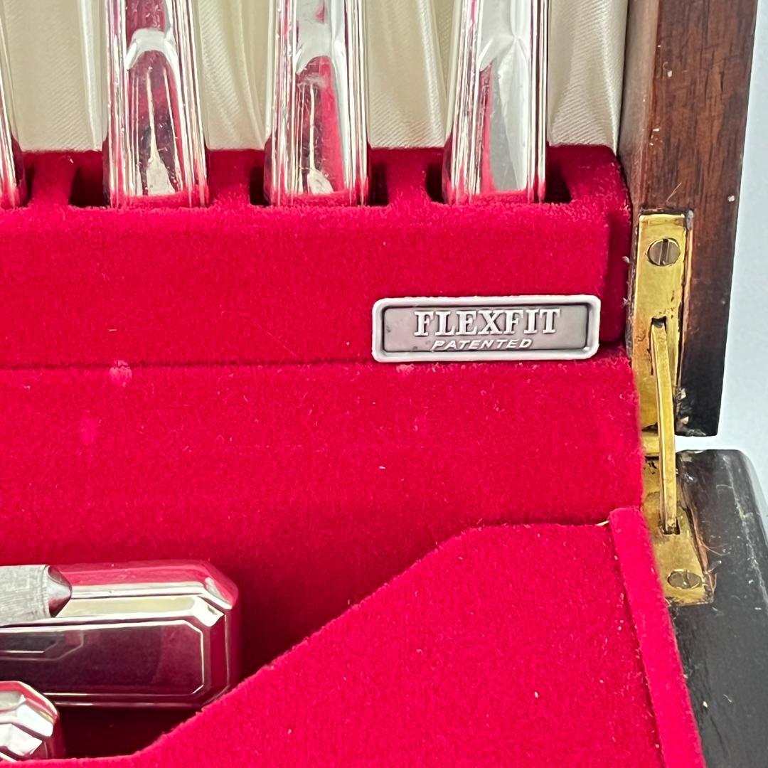 【James Rayls】 アールデコ ディナーフルセット 8名用87本組