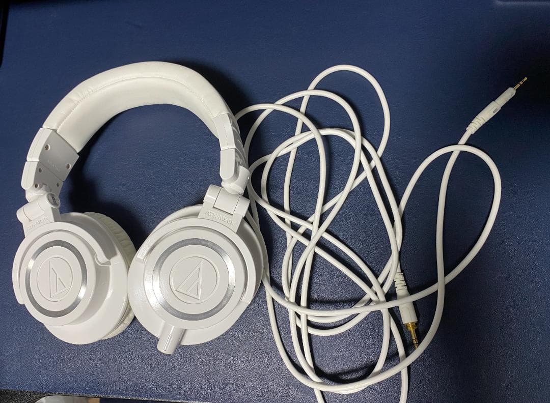 【週末限定価格】 Audio-Technica ATH-M50x ホワイト