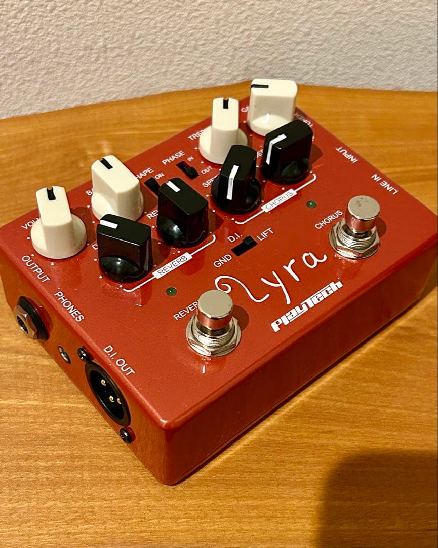 【ほぼ新品】Playtech Lyra アコースティックギタープリアンプ