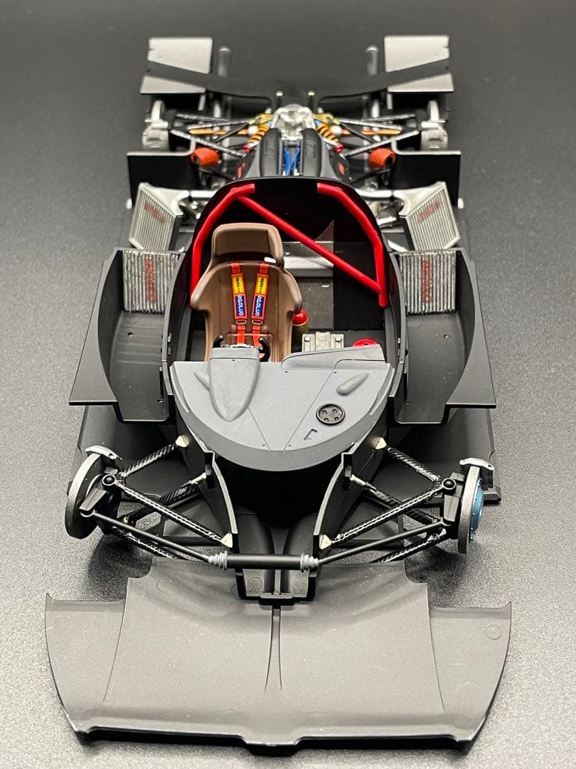 TAMIYA製　TOYOTA GT-One TS020 【完成品】