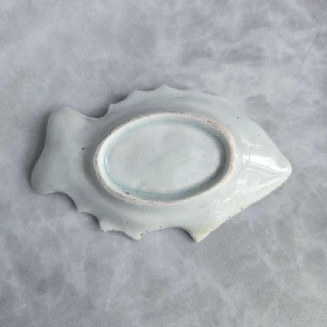 無傷　古伊万里　染付　豆皿　魚　小皿　鯛　骨董　金継ぎ　金直し　アンティーク