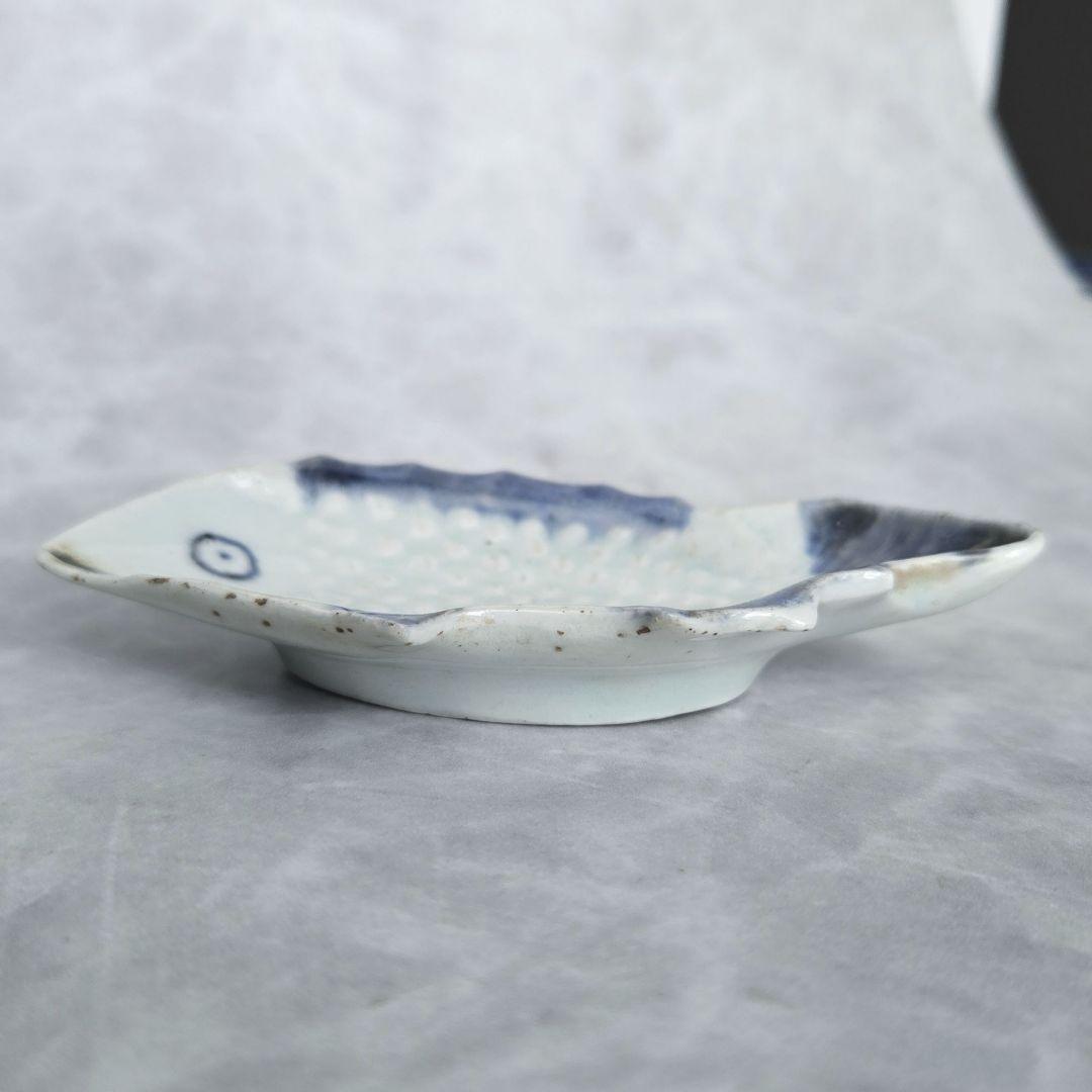 無傷　古伊万里　染付　豆皿　魚　小皿　鯛　骨董　金継ぎ　金直し　アンティーク