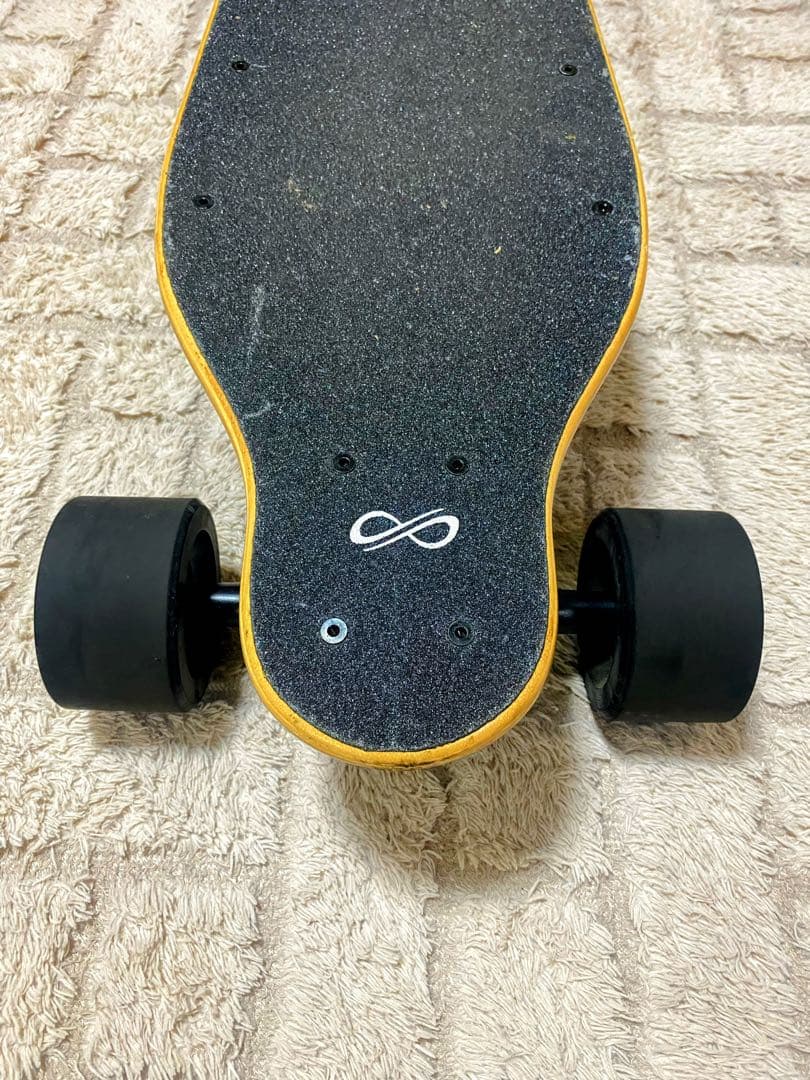 EFINITY 電動スケートボード